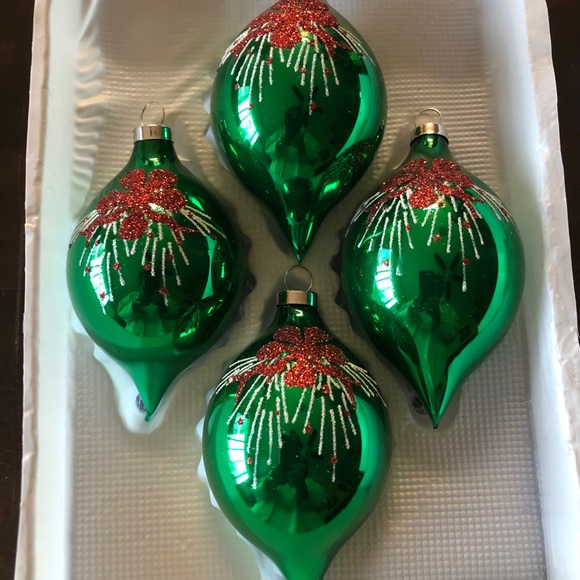 Four Vintage Glass Christmas Ornaments - Picture 1 of 8
